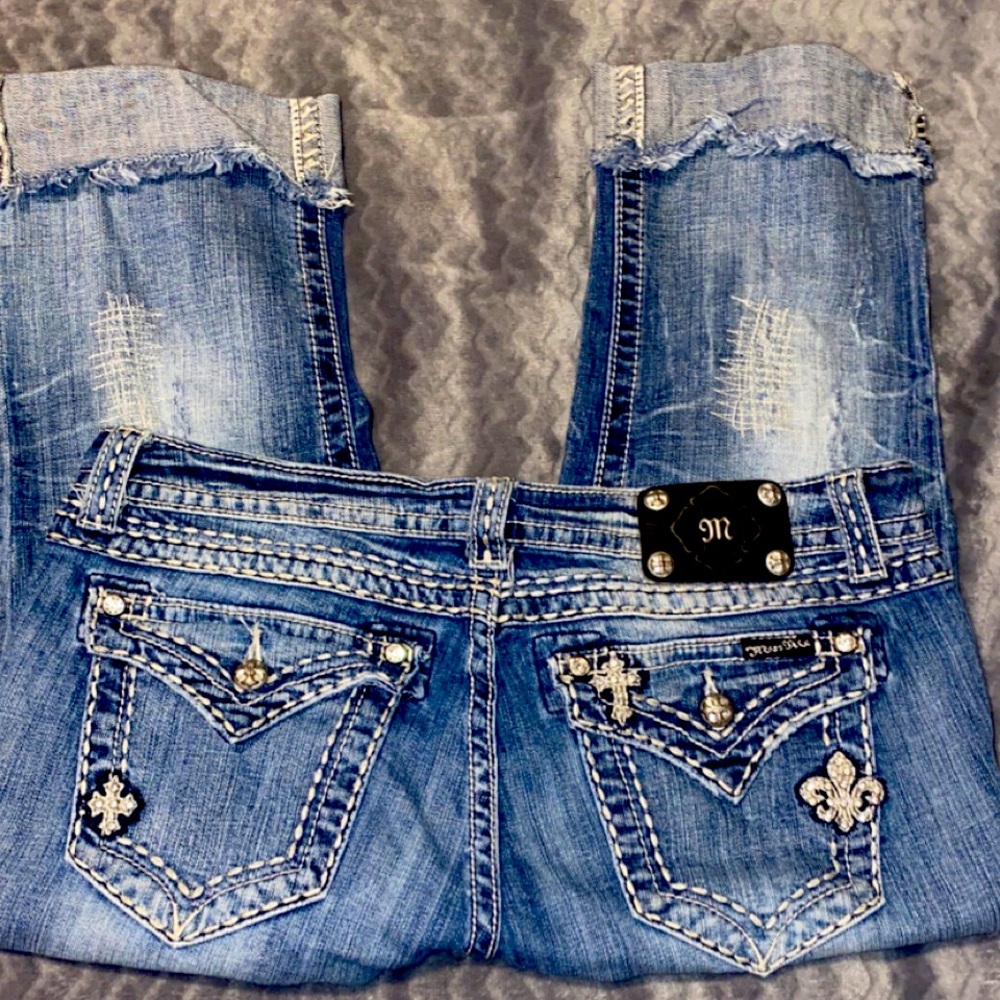 Miss Me Capri size 32